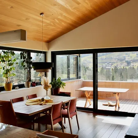 Haralds Exklusives In Apartmán